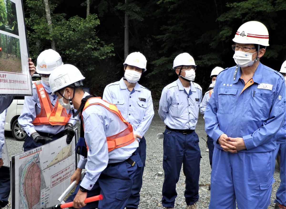 燕沢の残土置き場を問題にした県地質構造・水資源専門部会（静岡県庁）
