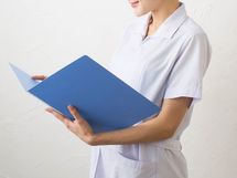 人気職種！ 看護師・グラフィックデザイナー・保育士＆ベビーシッターの給与、見せます