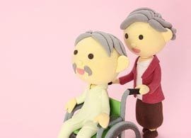 田舎の老親が倒れた。遠隔でうまく介護するには