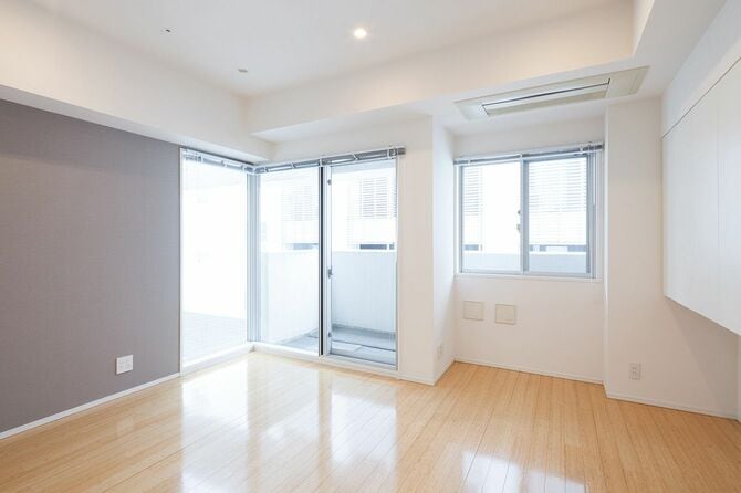 家具の入っていないマンションの一室