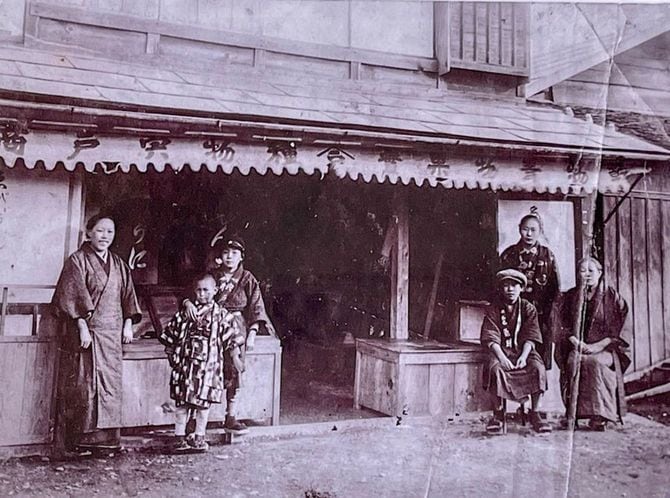 福島県南相馬で100年以上続いた老舗和菓子屋　宍戸電氣餅店