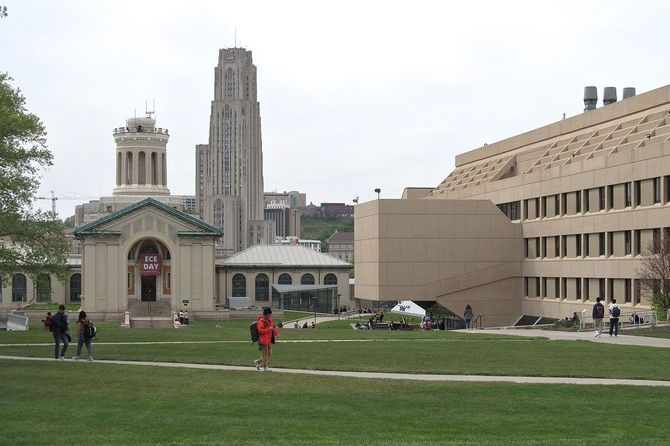 カーネギーメロン大学