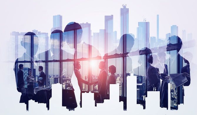 ビジネスパーソンのグループ