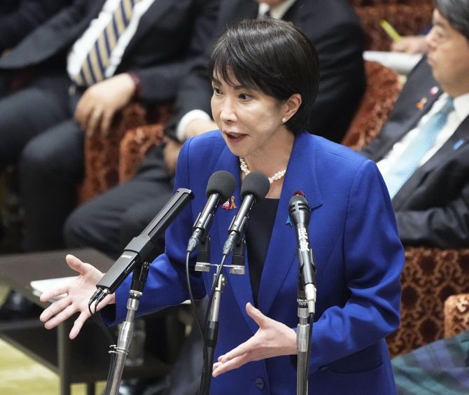 2025年11月7日の衆院予算委で答弁する高市首相