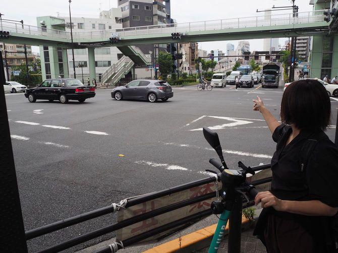 大きな交差点で走行を断念した筆者