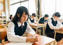 日本人の教育費感覚は海外よりケチすぎる