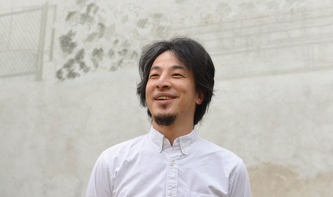 2022年1月、パリにて撮影。