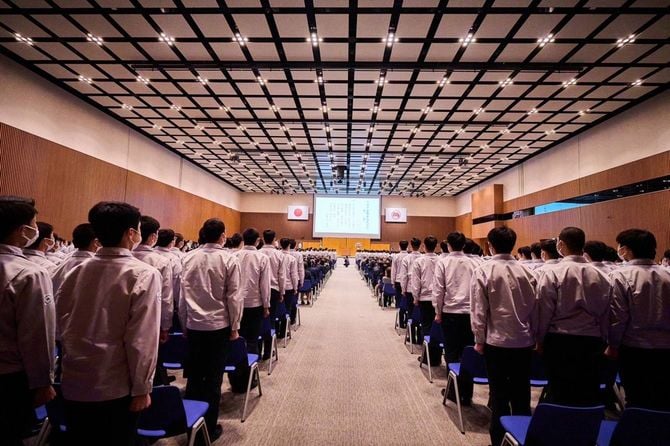 トヨタ工業学園卒業式の様子