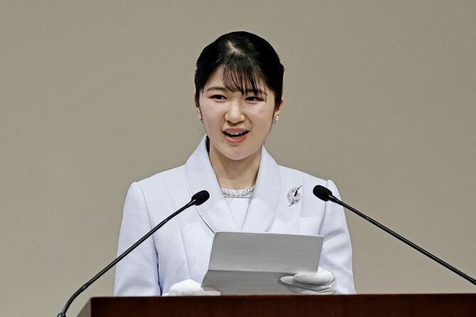 国際会議で初めてあいさつされる天皇、皇后両陛下の長女愛子さま。「第23回世界災害救急医学会」の開会式にて＝2025年5月3日午前、東京都新宿区