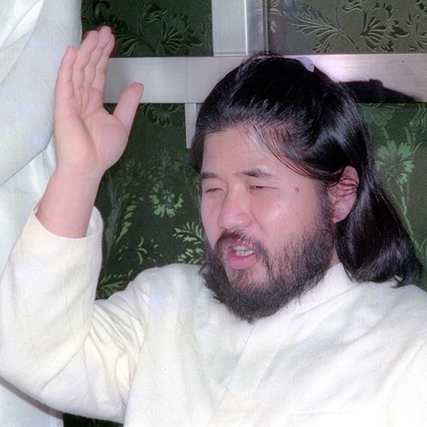 オウムが選挙に挑み 全員落選 皆殺しが始まる 麻原彰晃 これは国家による陰謀だ President Online プレジデントオンライン オウムが選挙に挑み 全員落選 皆殺しが始まる 麻原彰晃 これは国家による陰謀だ President Online プレジデントオンライン