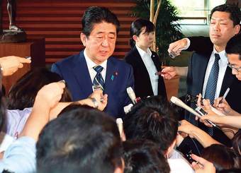 進む「安倍離れ」"玉砕解散案"浮上