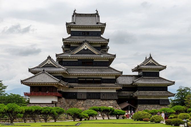 松本城