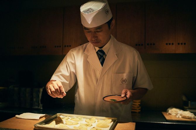 料理を作るように、ポテトチップスをつくってきた。