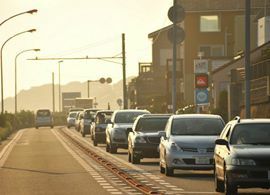 レンタカーとカーシェアリング、どっちがおトクか