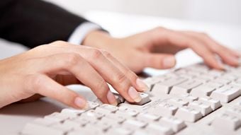 ｢仕事｣ではなく｢作業｣ばかりしていないか…周囲に"流されない人"が最も重要視していること