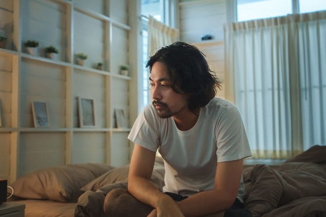 不眠症の日本人男性