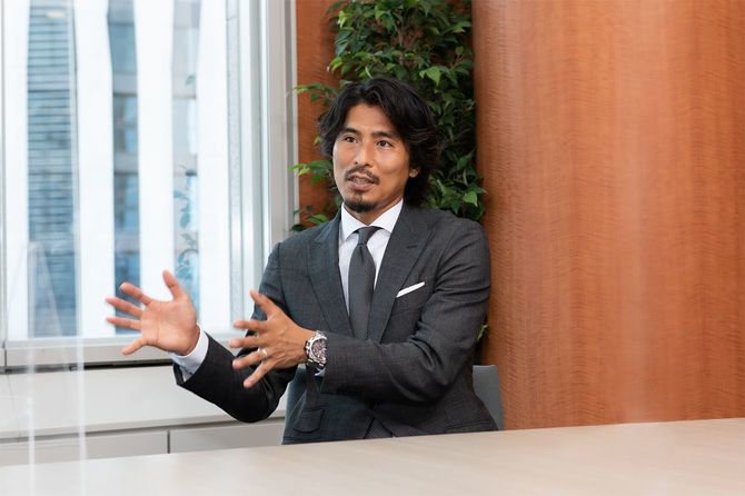 元サッカー日本代表の中澤佑二氏