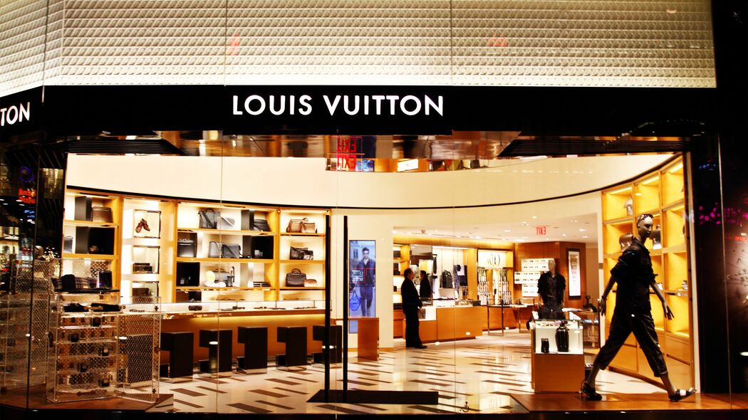 一流は話すトーンとスピードを顧客に合わせない…元ヴィトンのトップ販売員が実践した｢主導権を握る｣会話術 顧客のペースに飲み込まれると雑談ばかりで時間が過ぎていってしまう…