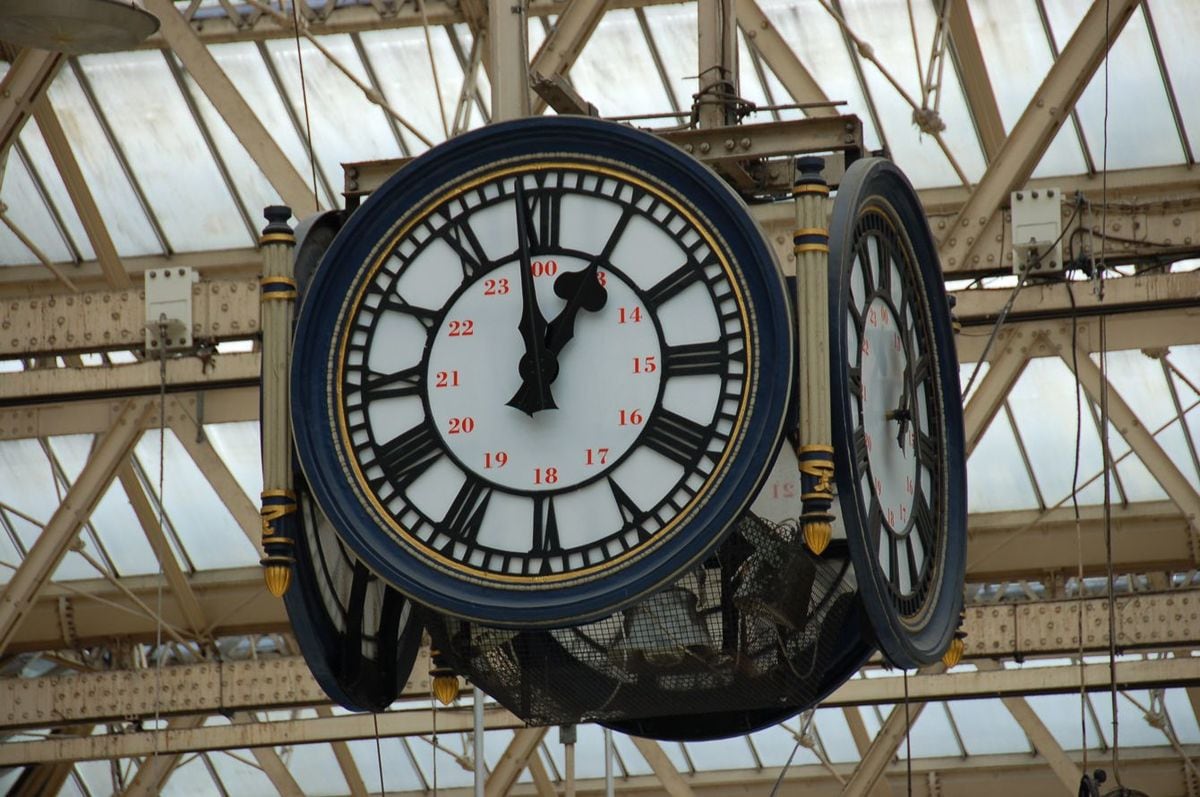 駅のデジタル時計 鉄道部品 鉄道古物 Amazon.co.jp: JR東日本 駅 構内 時計