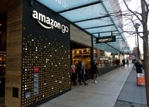 アマゾンゴーに意外と多くの店員がいる訳