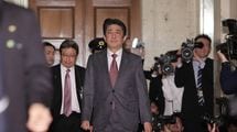 安倍首相が｢新型コロナに打ち勝った｣と宣言したとき､バンザイするのは誰だ