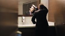 鏡に映る部分を見るだけでは不十分…なぜか