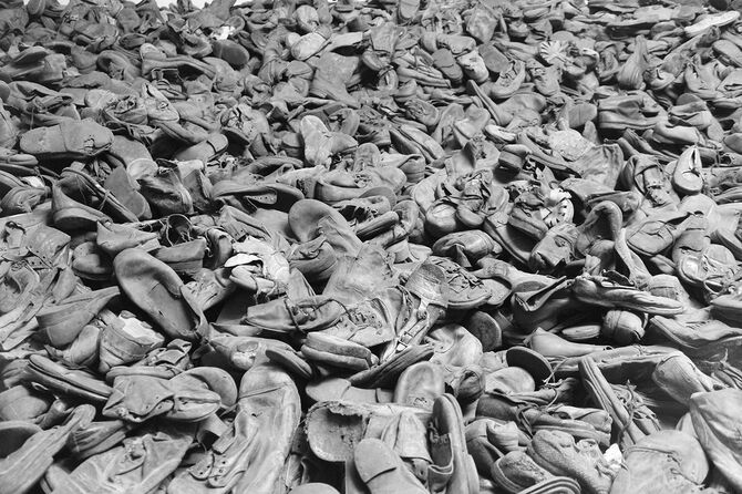 ポーランドのアウシュビッツ強制収容所で強制送還された人々の靴
