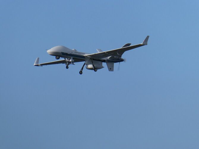 【飛行中】シーガーディアンは、海上保安庁が導入し、飛行する無人機「シーガーディアン」