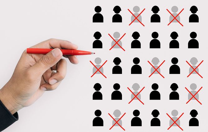 人事選考のため、マネージャまたはceoがアイデアを書き出す