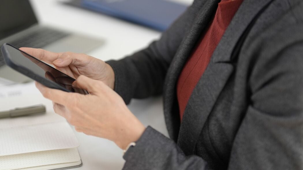 ｢もうすぐ締め切りなのについスマホを見てしまう｣そんなギリギリ人間がすっと作業に戻れた意外な小ワザ