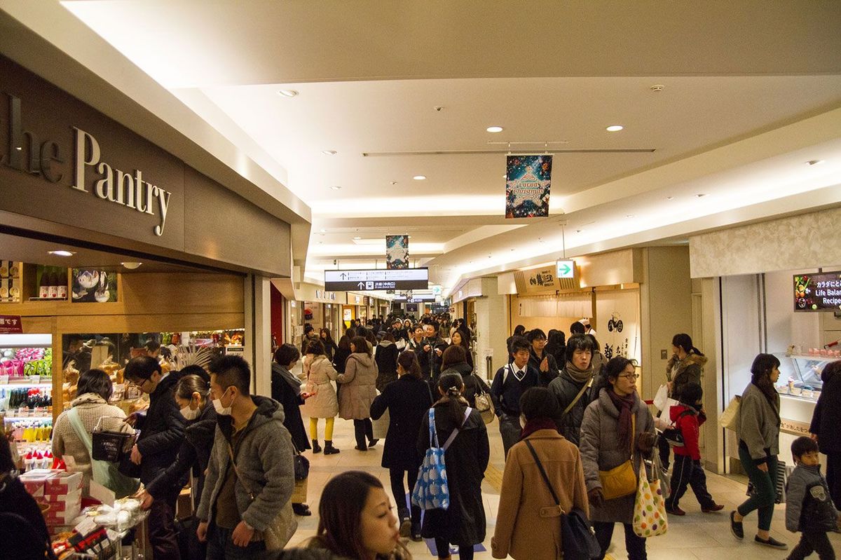 大阪駅のショッピングモール