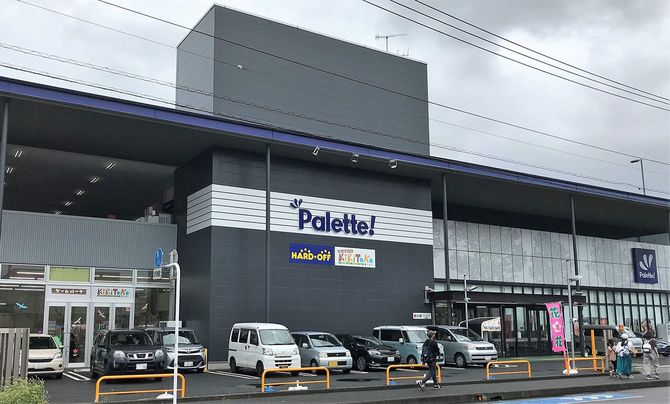 パレッテ高座渋谷店（神奈川県大和市）。事情を知らなければ、イオン系列だとは気づかないだろう。