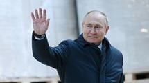 支持率ゼロの無名政治家だったのに…プーチンがロシアの｢皇帝｣になれた納得の理由