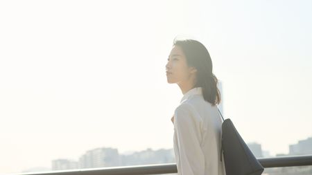 課長になれば給与も上がり 権力が持てるぞ 女性は管理職になりたがらないと嘆く上司のとんだ勘違い なりたくない のは本人ではなく会社と上司の問題 President Online プレジデントオンライン