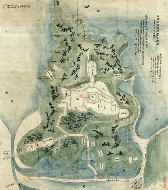 「日本古城絵図 江州安土古城図」は、江戸中期〜後期に作成された安土城の城跡。