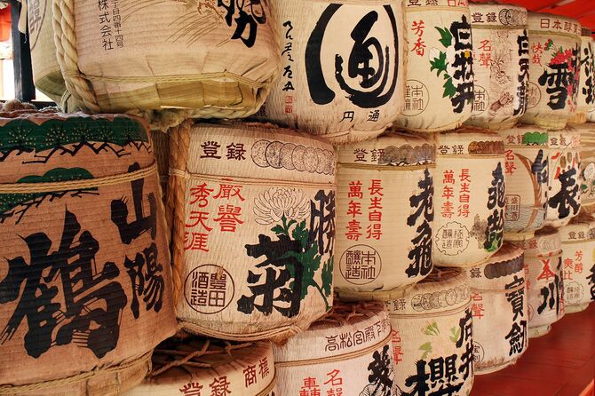 供物の日本酒樽