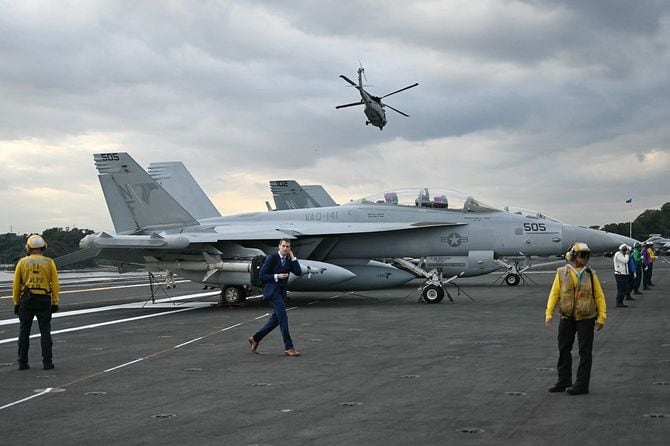 横須賀の米海軍基地