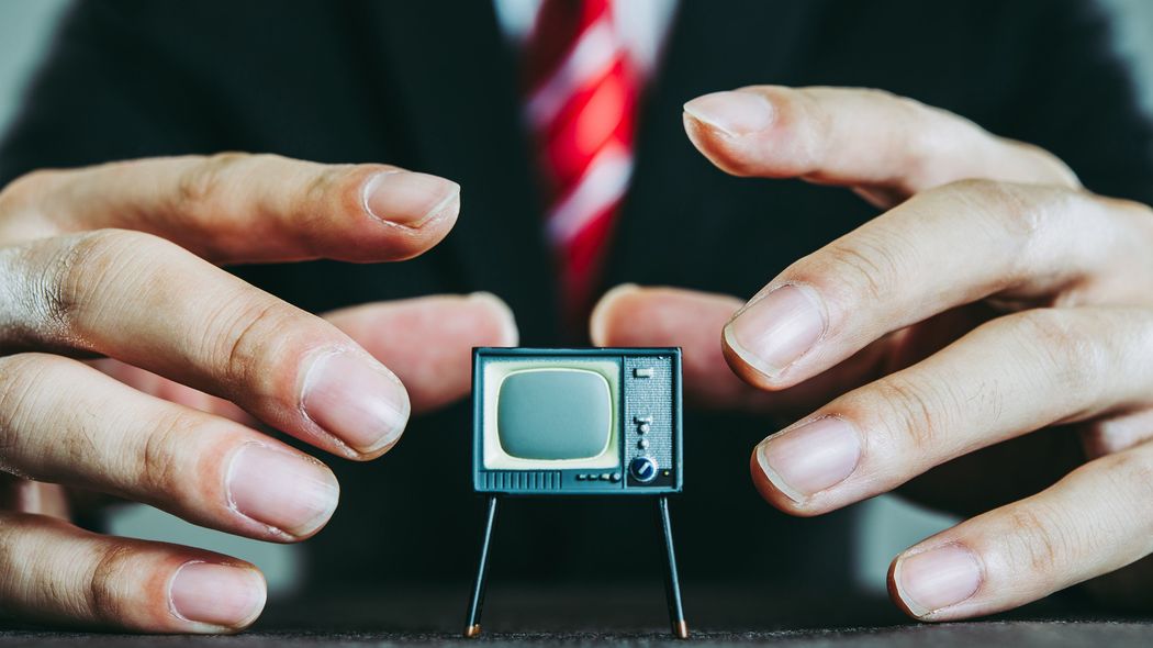 権力者を叩くのは割に合わない…差別に敏感なテレビが｢高齢者は集団自決｣発言だけは黙認した闇深い理由 メディア業を｢コスパのよい労働｣だと思っている