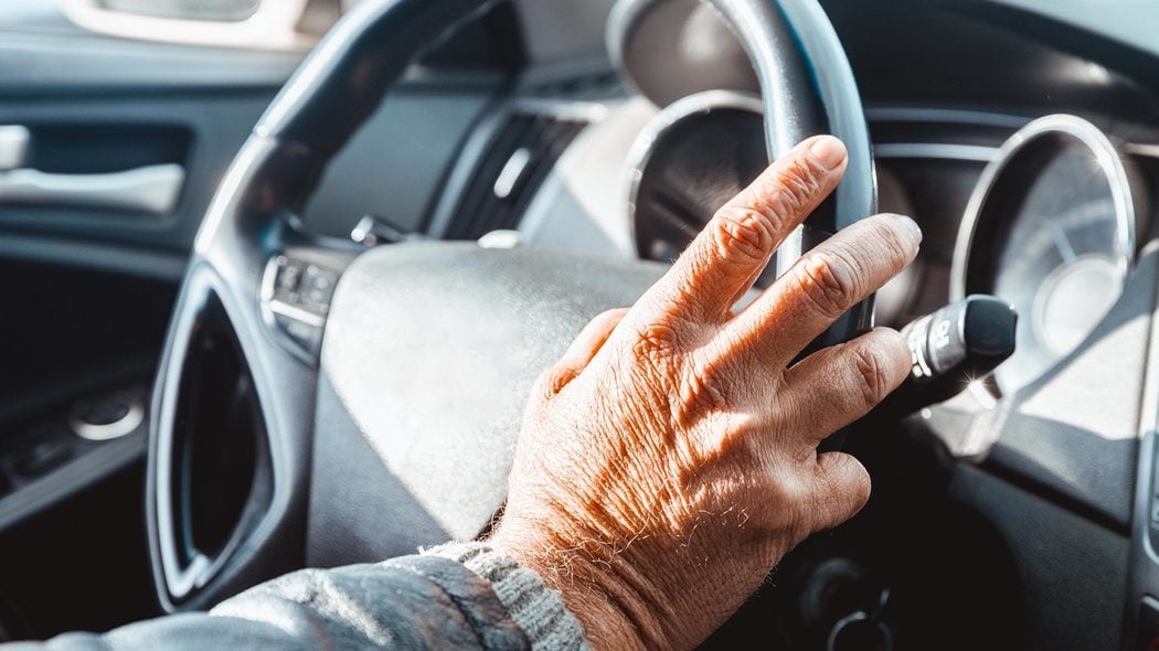 なぜ欧米では｢高齢者の暴走事故｣が話題にならないのか…日本特有の｢薬漬け医療｣に潜む巨大リスク 突然の暴走は｢副作用のせん妄｣が疑われる