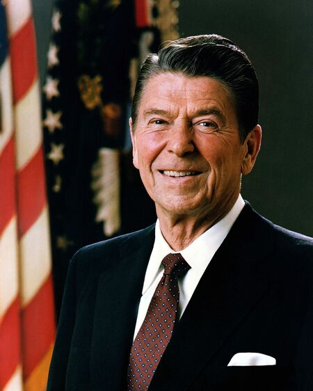 Official Portrait of President Reagan 1981（写真＝Wikimedia Commons）