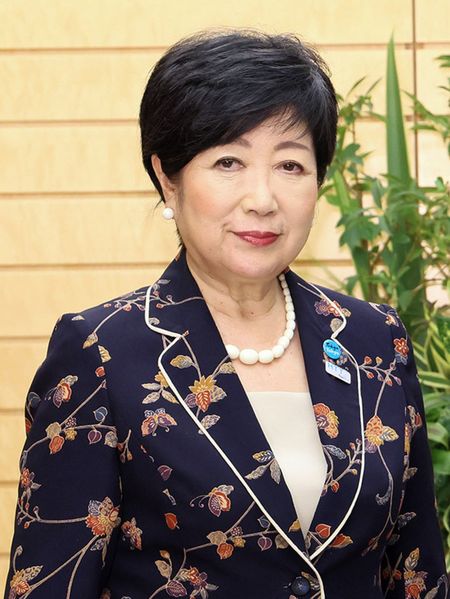 令和5年8月8日、総理大臣官邸、東京都の小池百合子知事