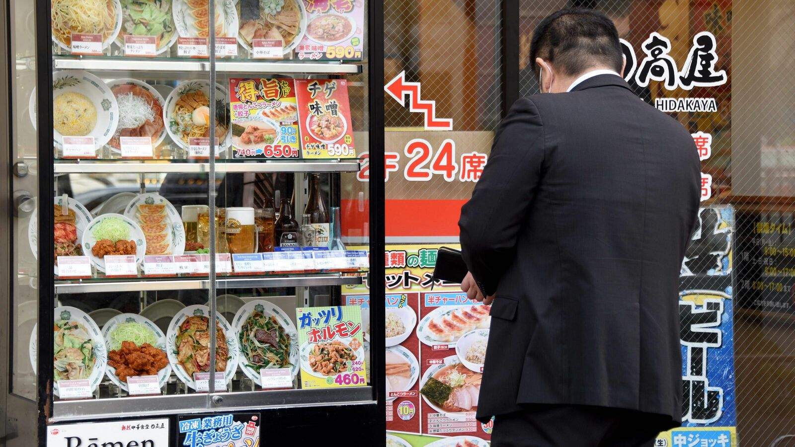 ｢ちょい飲み消滅でも超強気｣売上2割減の日高屋がマクド並みの集中出店を目指すワケ ｢首都圏600店舗構想｣の狙い