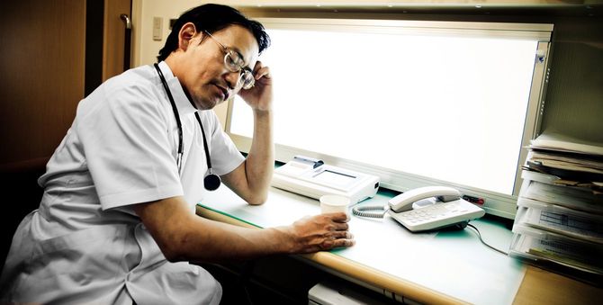 疲弊した医師