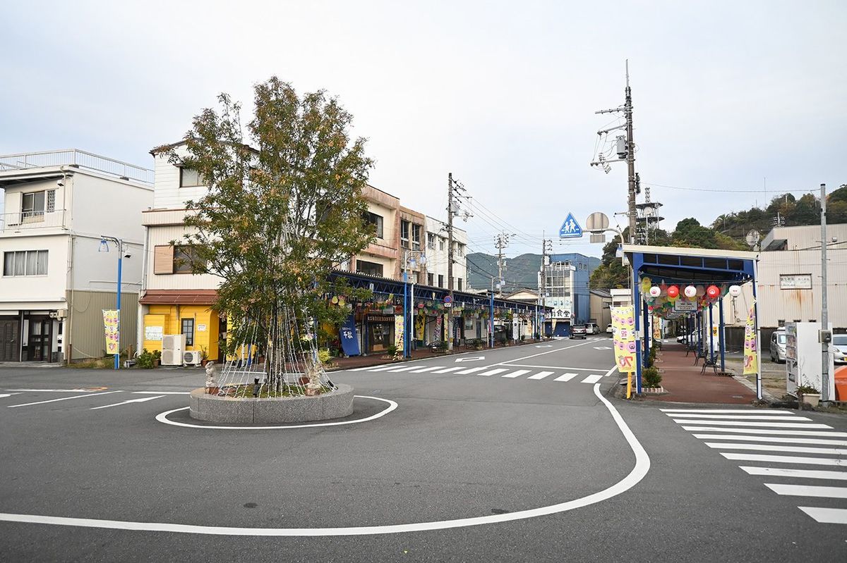 須崎駅前ロータリー