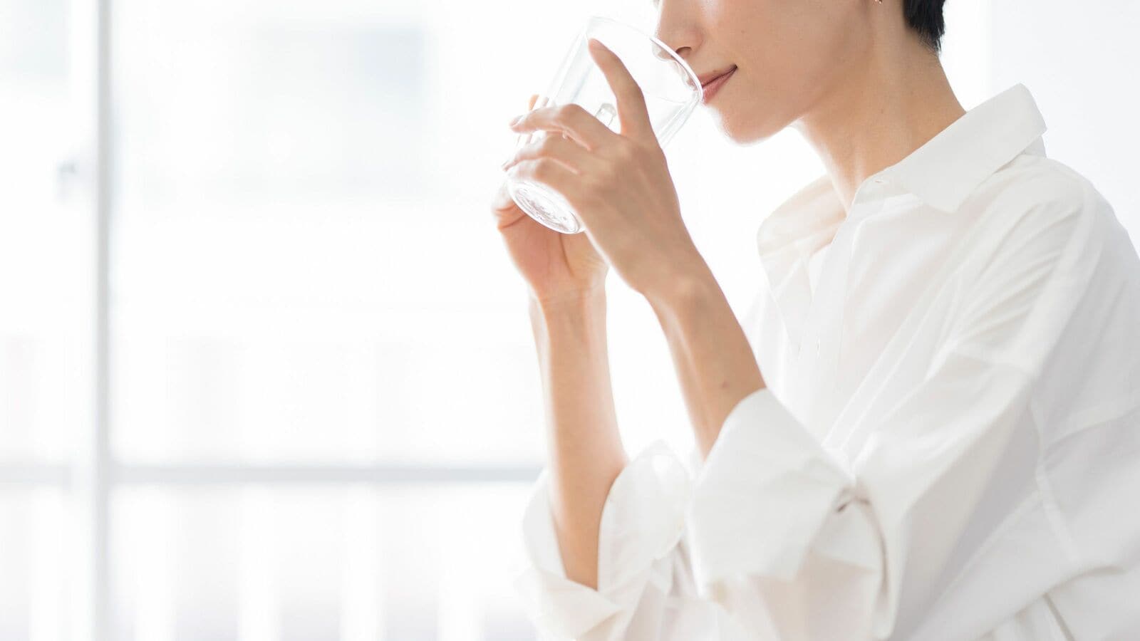 食前に｢たった一杯｣飲むだけで肝臓の脂肪を落とせる…専門医の中では常識｢食物繊維､発酵食品｣あと一つは? 実は脂肪肝の人は便秘が多い