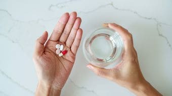 胃薬に頼ると"胃ガン"の発見が遅れるリスク…薬剤師が自腹で買う｢6種類の市販薬｣選び方のコツ