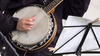 年金&就労のWインカムで幸せな人生…｢趣味に生きる60代男性｣が不安払拭のため使い倒した"サイト名"