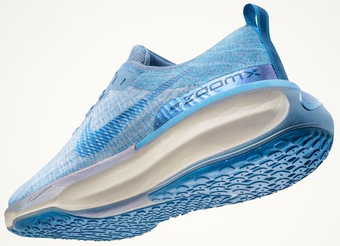 ナイキの『インヴィンシブル スリー』