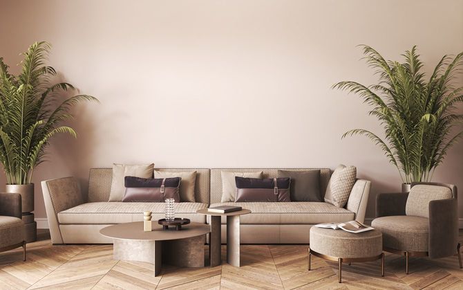 ソファ、肘掛け椅子、テーブルのクラシックな内装