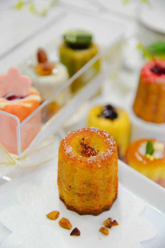 季節に合わせて旬の食材を使うよう心掛ける一方、食品ロスの観点から可食部を極力使い切るくふうもされている